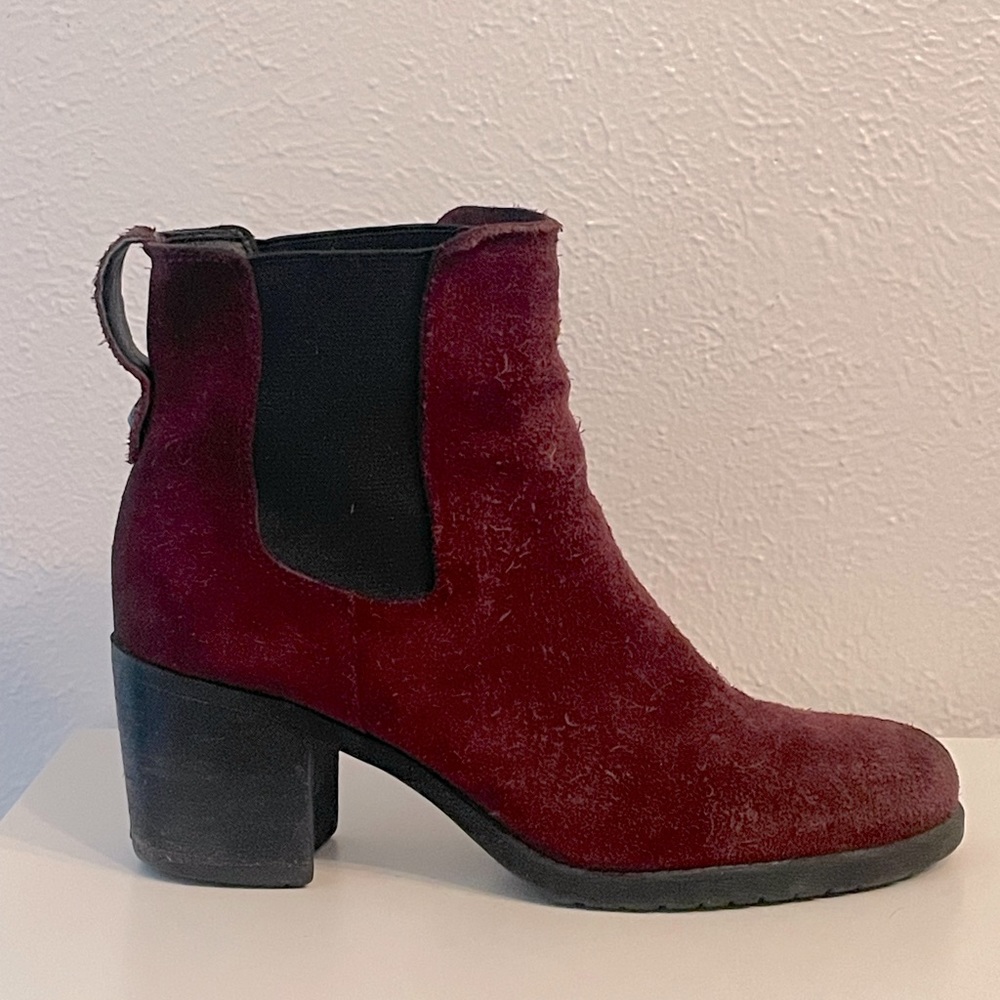 Burgundy Sam Edelman Chelsea Booties